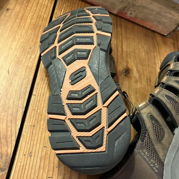 Skechers Sandals Mens 10.5 M Brown Slip Ins Fisherman Walking 205187